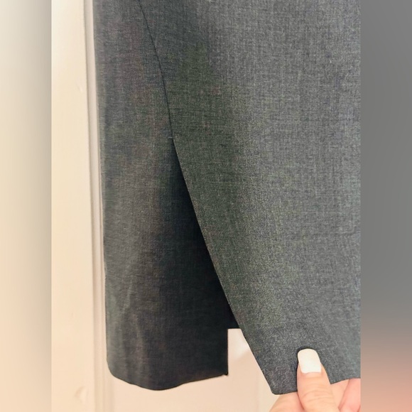 Theory Gray Wool Skirt - Picture 4 of 5